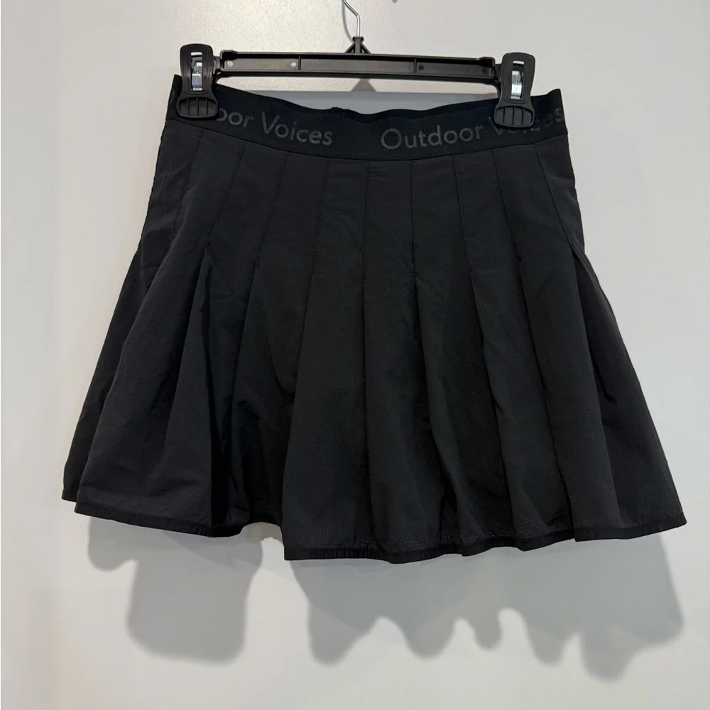 Outdoor Voices 4” Sport Skort Black Pleated Athletic Skirt